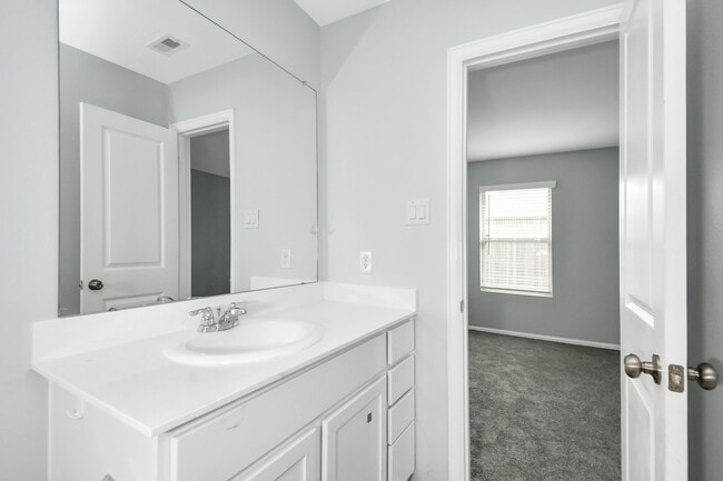 Building Photo - 9014 Estes Lks Dr