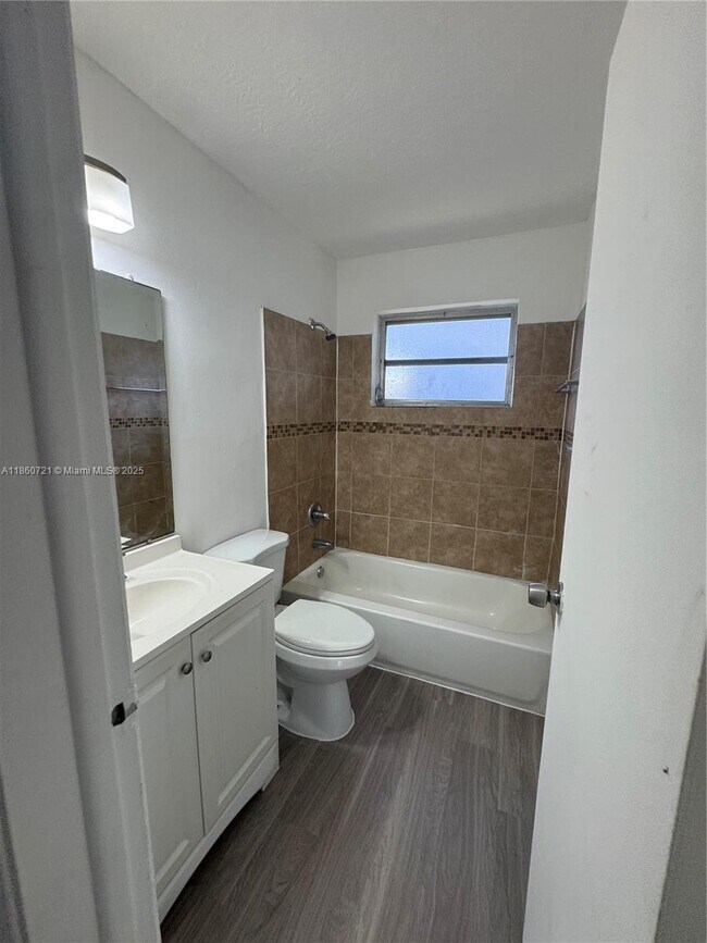 Building Photo - 2985 NW 69th Ave