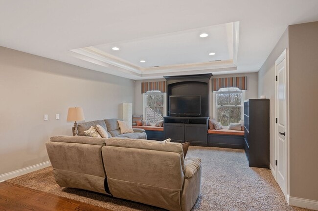 Building Photo - Anderson Township- Immaculate 4 bedroom on...