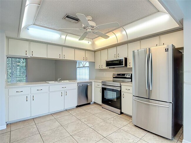 Building Photo - 11029 Bentwood Ct