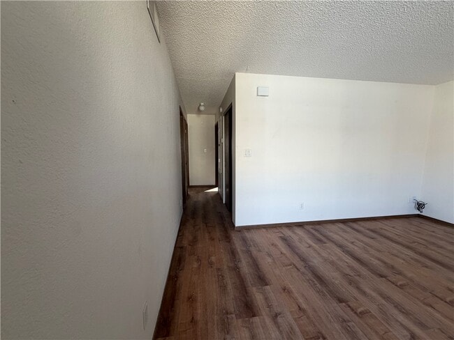 Building Photo - 2765 Cll De Mercado