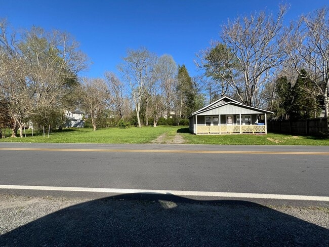 Building Photo - 33 Nicholson Creek Rd