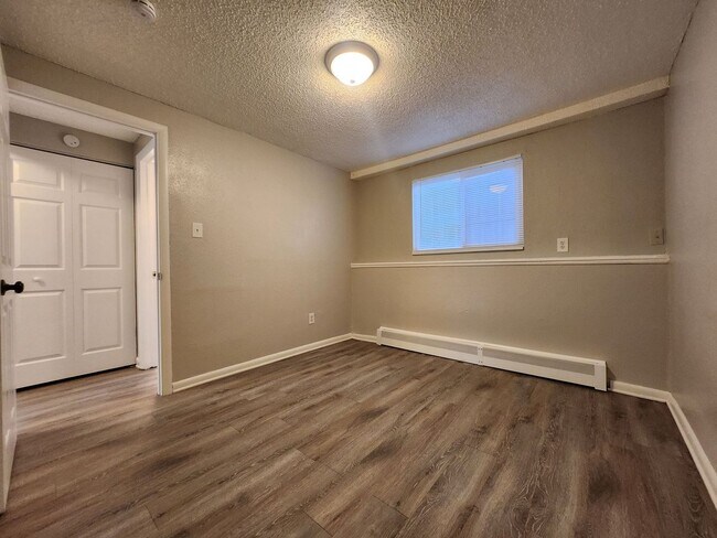 Building Photo - 7135 Alegre Cir