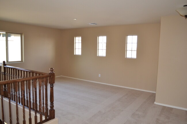 Building Photo - 1715 W Pelican Dr