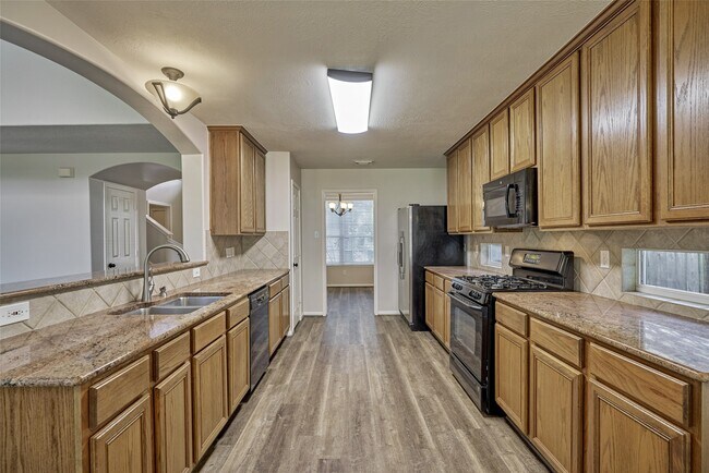 Building Photo - 274 Fairwind Trail Dr