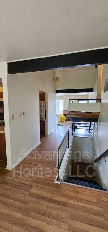 Building Photo - 805 N 70th St