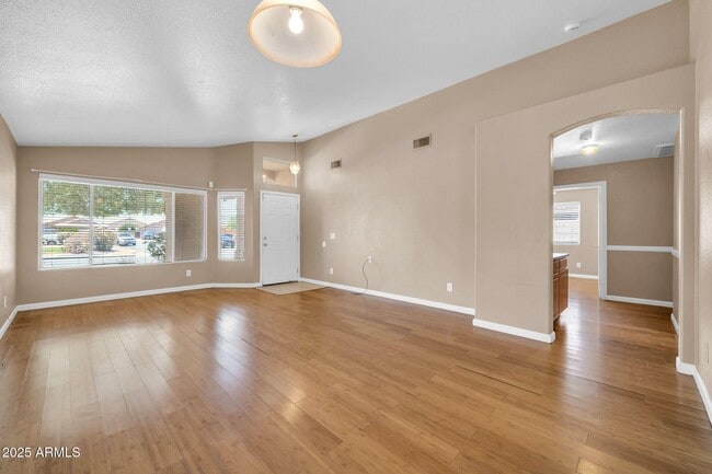 Building Photo - 8544 W Cherry Hills Dr