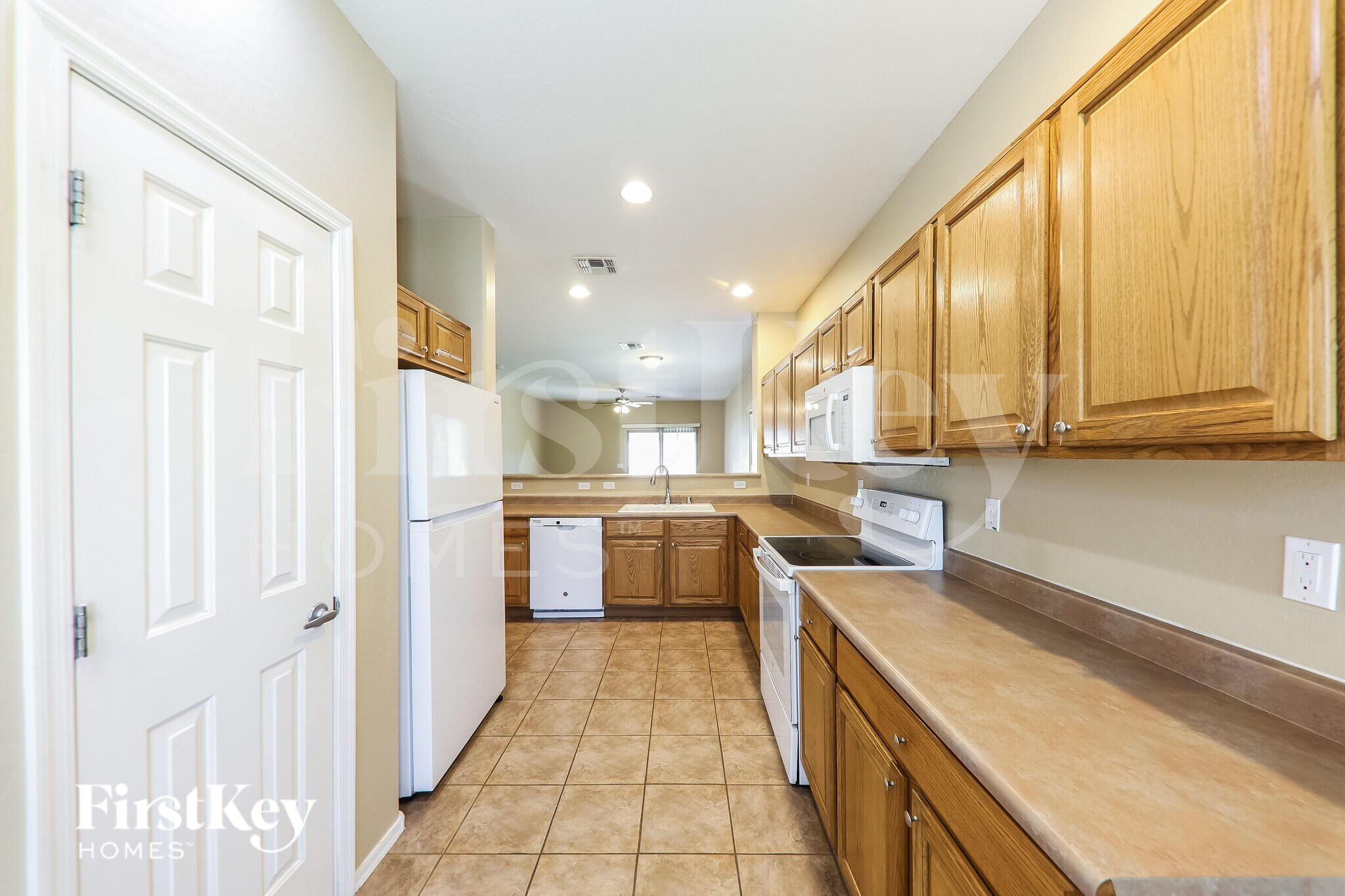 Building Photo - 4614 W Fortune Dr
