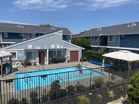 Building Photo - Aspen Village