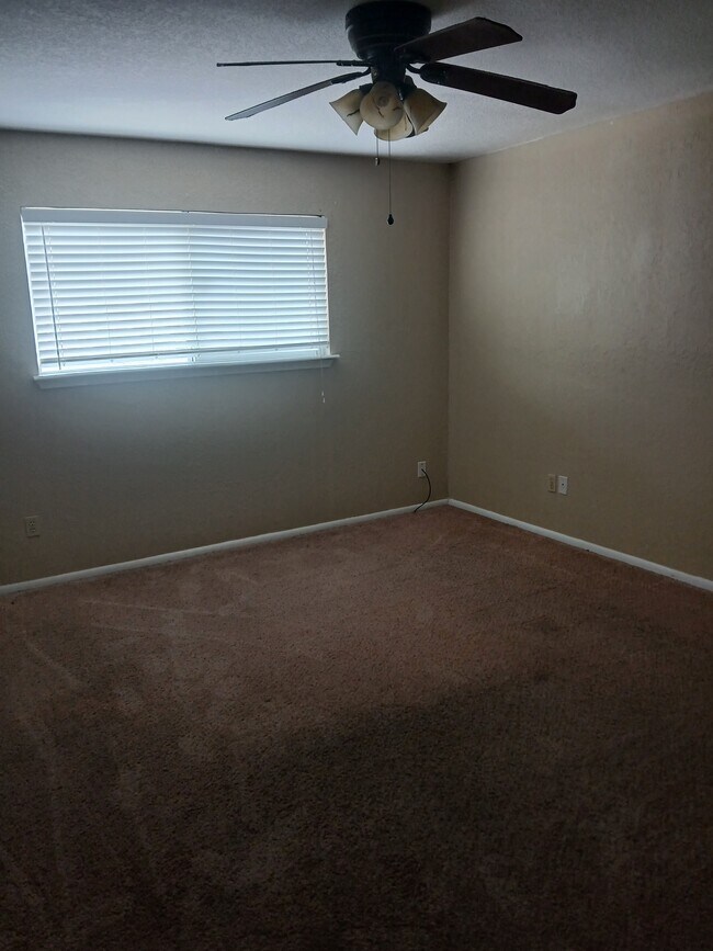 Building Photo - 5101 Middlecoff Cir