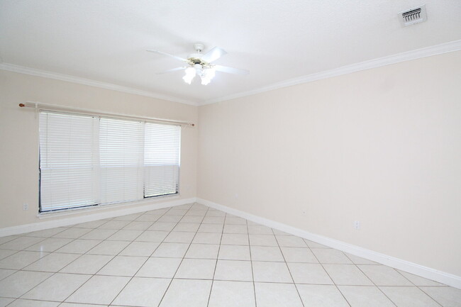 Building Photo - Spacious 3BR/3BA Holley by the Sea Home wi...