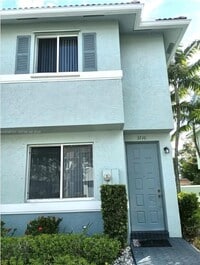 Building Photo - 3710 Oleander Terrace