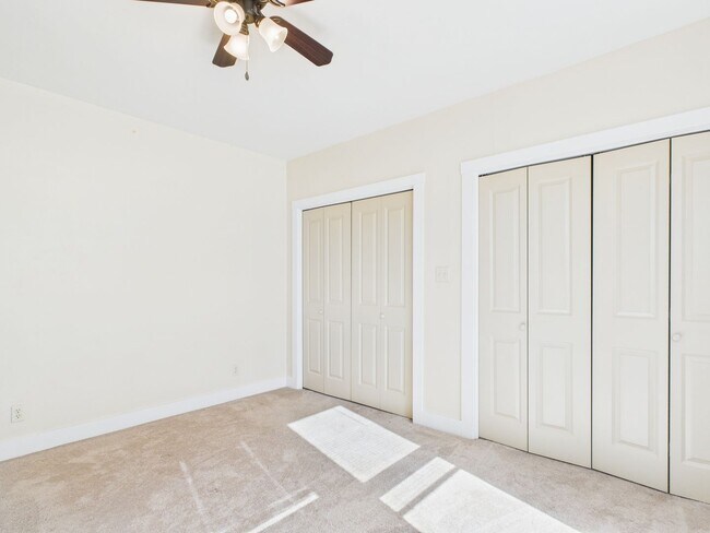 Building Photo - 512 Kraupahen St