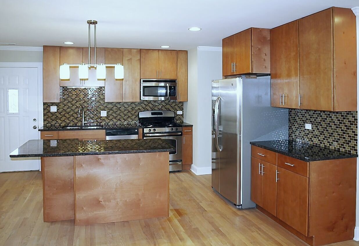 Building Photo - 6821 N Wolcott Ave