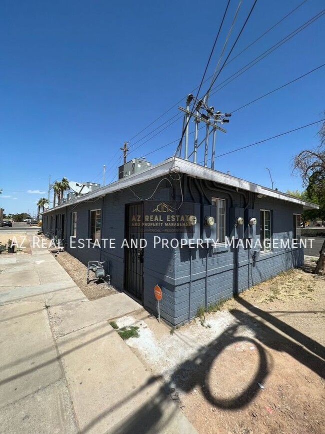 Building Photo - 1036 N 16th St