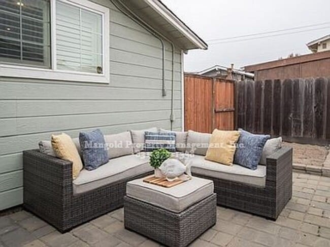 Building Photo - Great Home Near Downtown Monterey With Fenced Back Yard