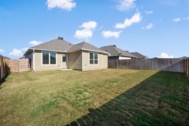 Building Photo - 109 Watch Hl