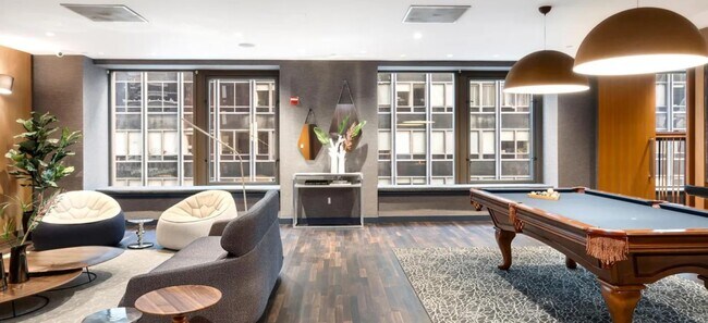 Building Photo - 75 Wall St