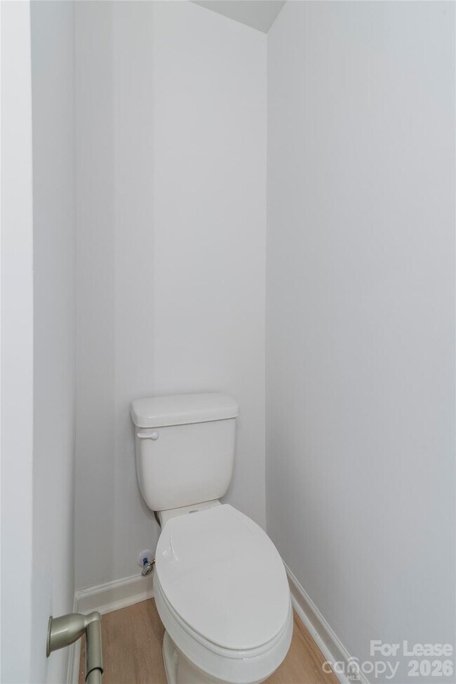 Building Photo - 2719 Capitol Dr