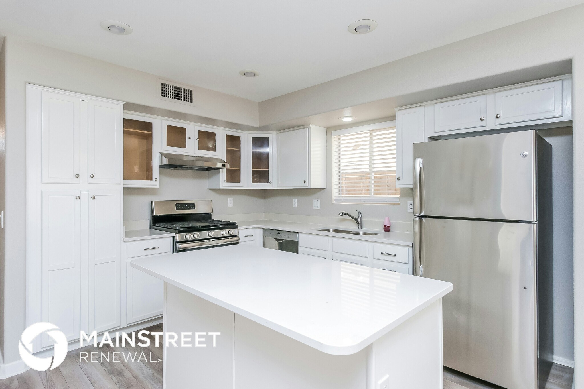 Building Photo - 12555 W Virginia Ave