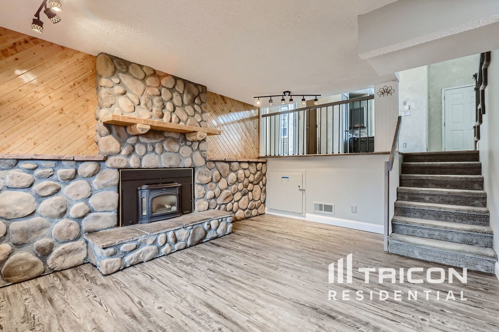 Building Photo - 19897 E Brown Pl