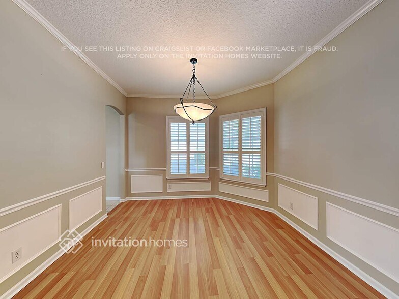 Building Photo - 212 Sweetbrier Branch Ln