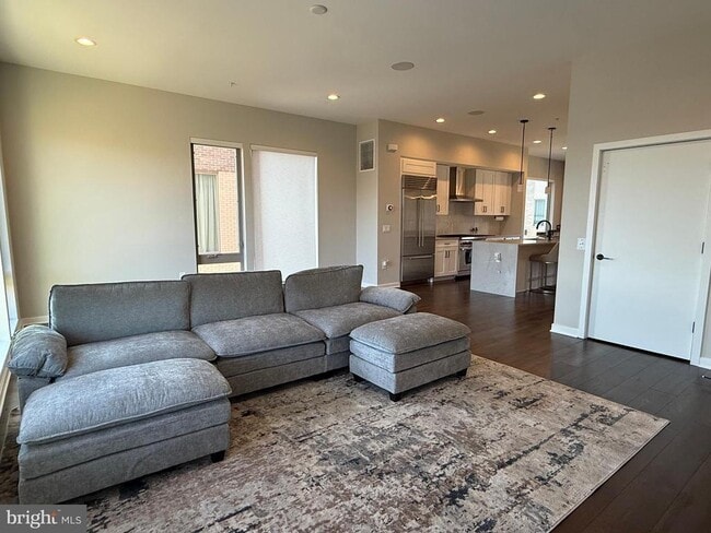 Building Photo - 3119 Pierview Ln