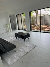 Building Photo - 1342 Sandpiper Blvd