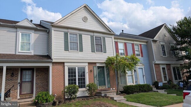 Building Photo - 43543 Plantation Terrace