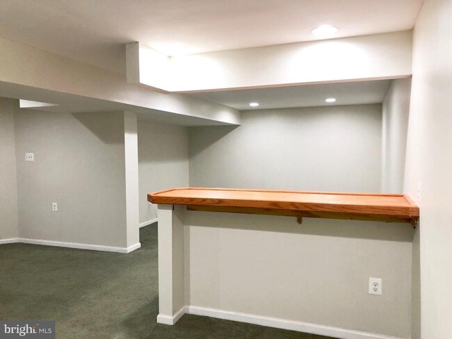 Building Photo - 39 Spyglass Ct