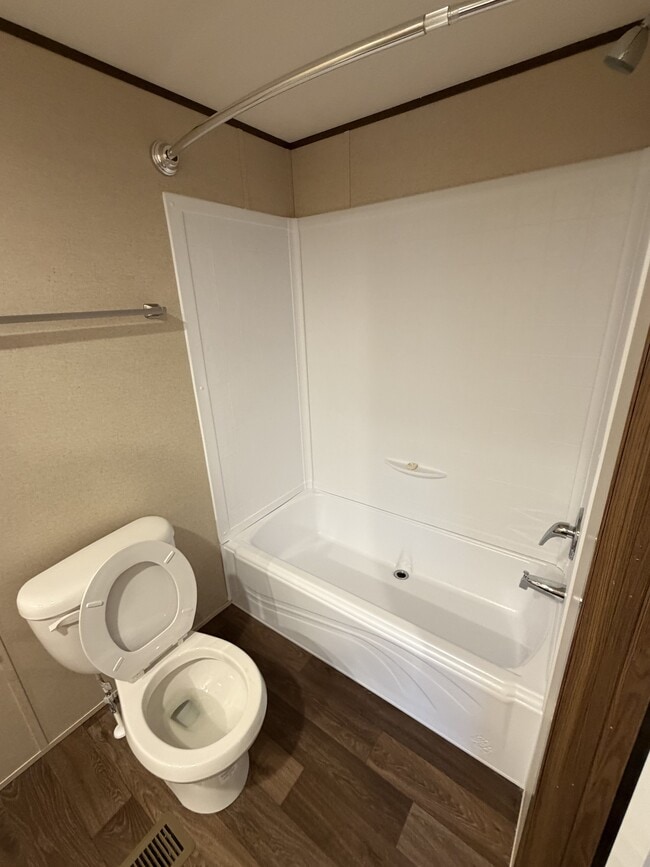 Building Photo - 2551 Dana Dr