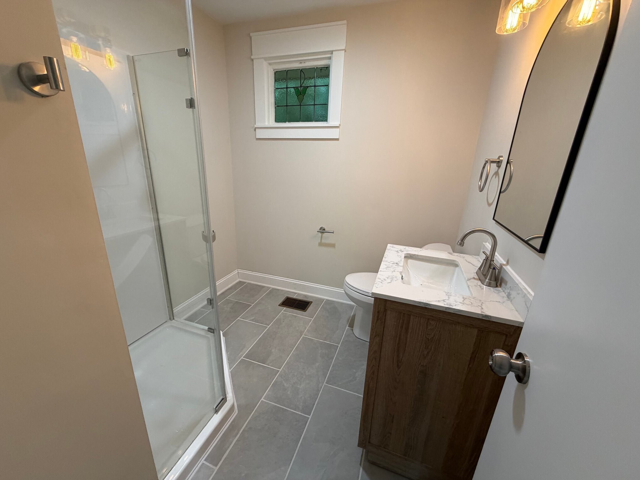 Building Photo - 1023 Deerfoot Dr