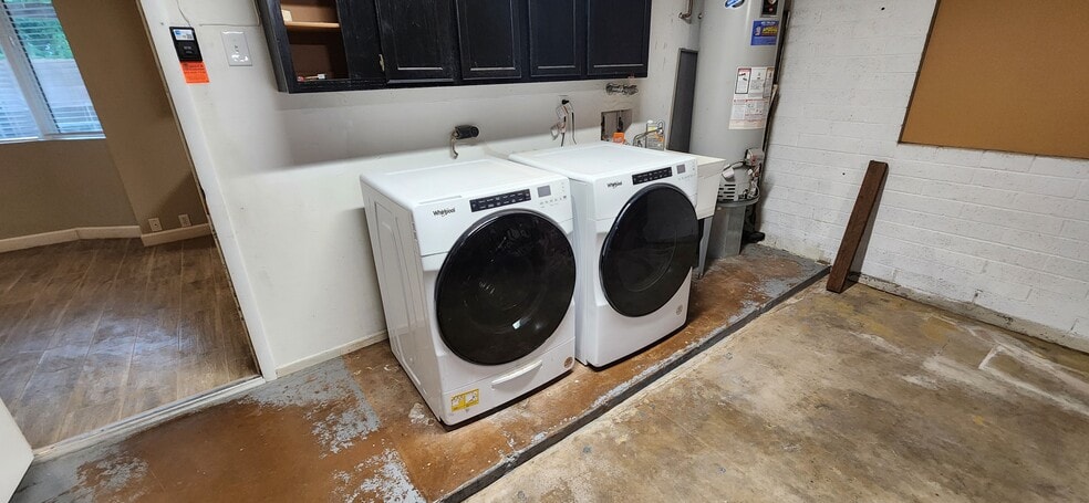 Laundry/Garage - 3138 N 83rd St