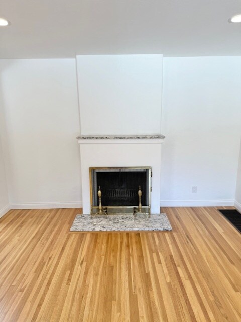 Building Photo - 4221 Broadmoor Ave NE