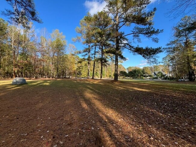 Building Photo - 13009 Creedmoor Rd
