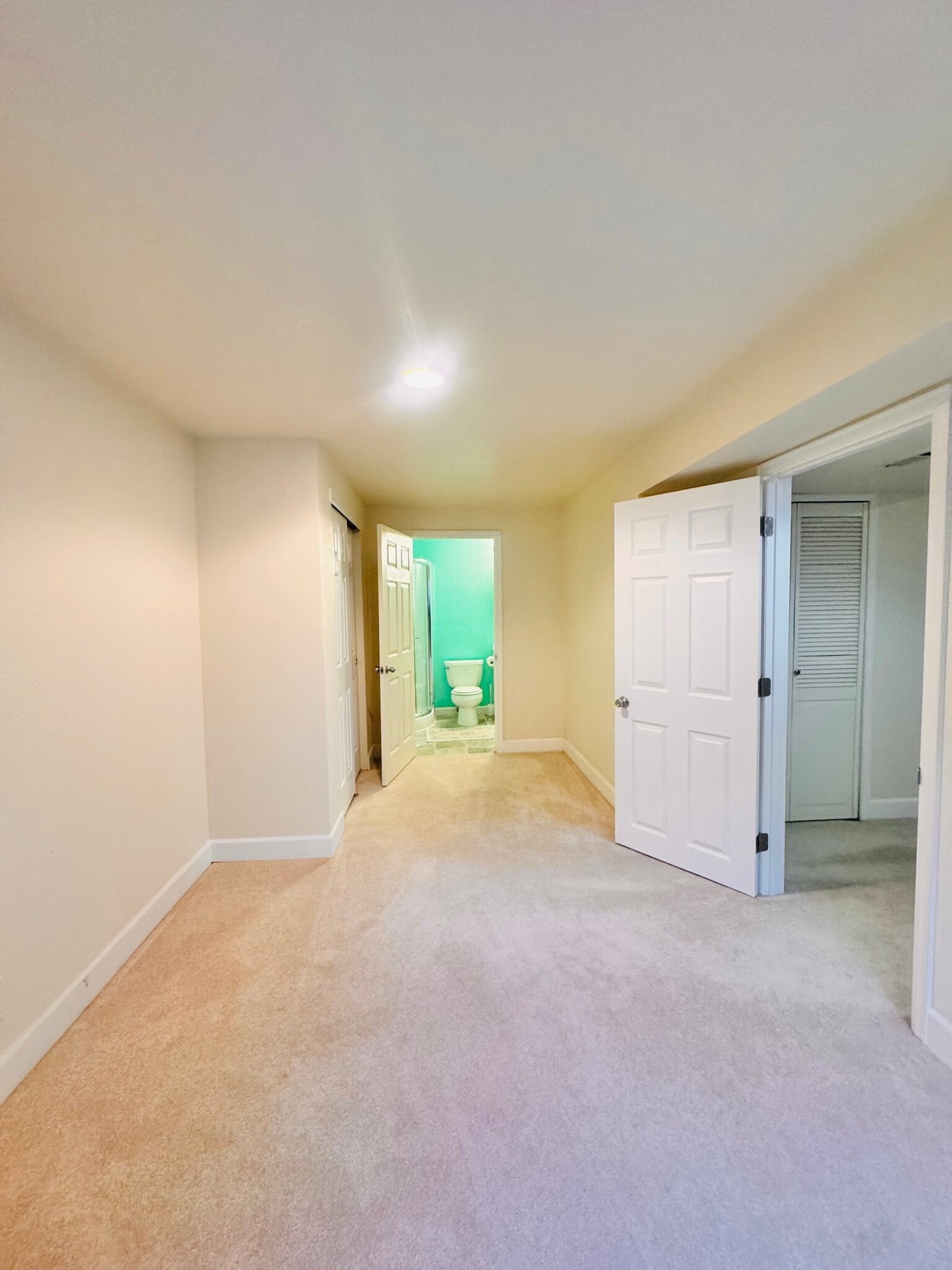 Building Photo - 9633 E Caley Cir