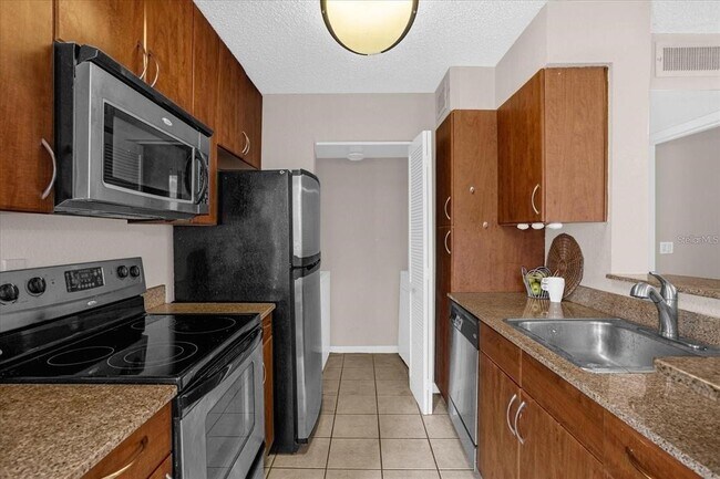 Building Photo - 11544 Westwood Blvd