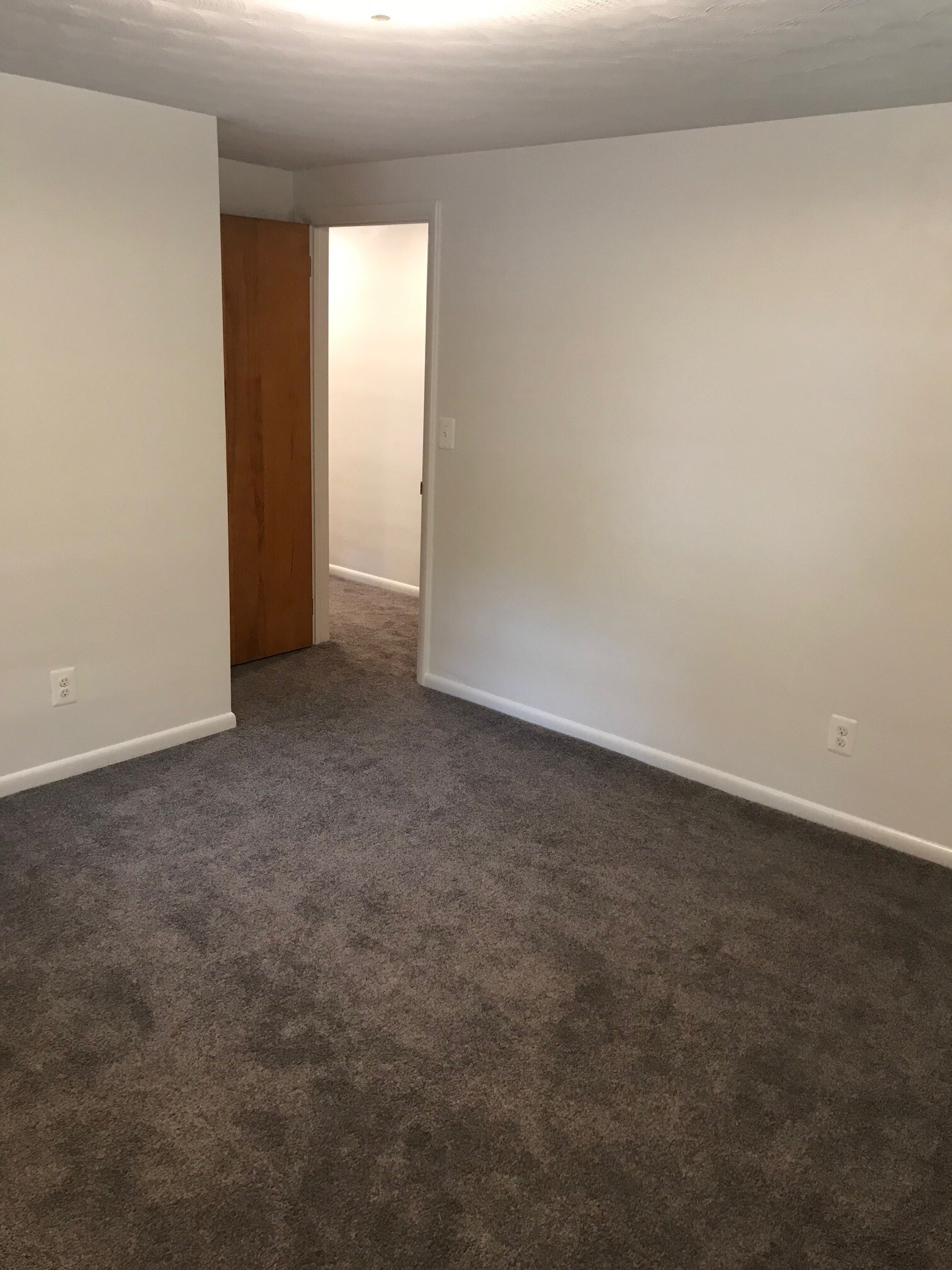 Building Photo - 1507 Armacost Rd