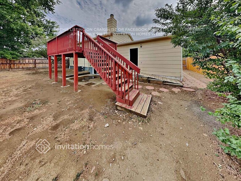 Building Photo - 18773 E Napa Dr