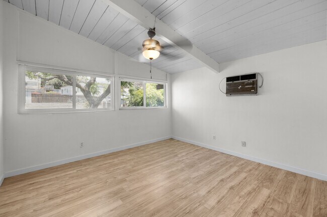 Building Photo - 4926 54th St