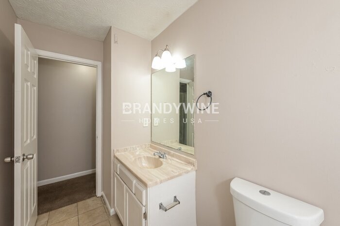 Building Photo - 6575 Smoke Ridge Dr