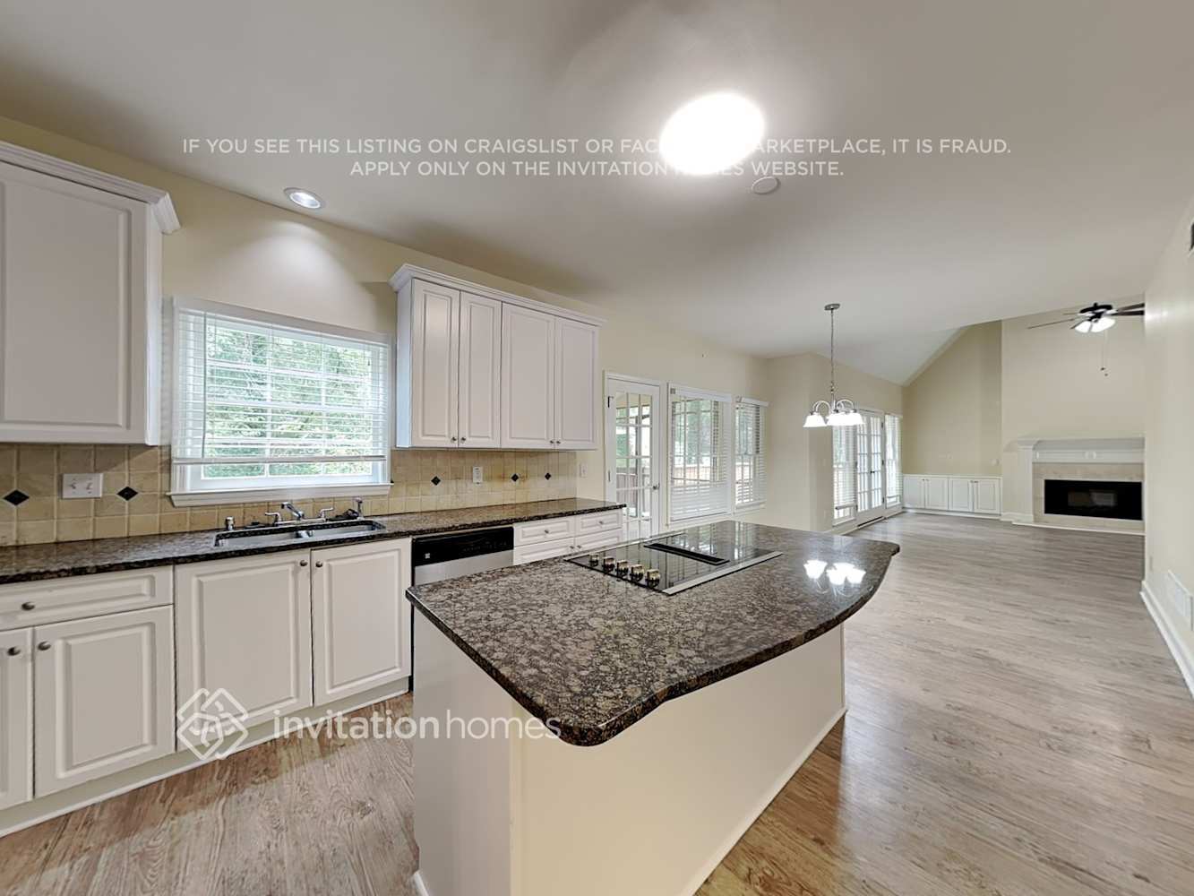 Building Photo - 809 Oak Trail Dr