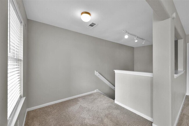 Building Photo - 187 Binnacle Ct