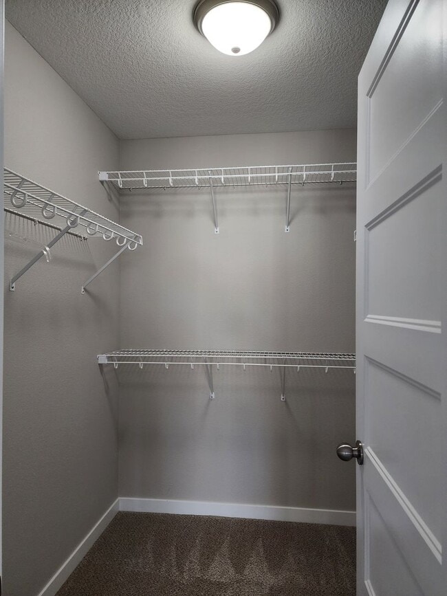 Building Photo - $1,000.00 OFF YOUR FIRST FULL MONTH'S RENT...