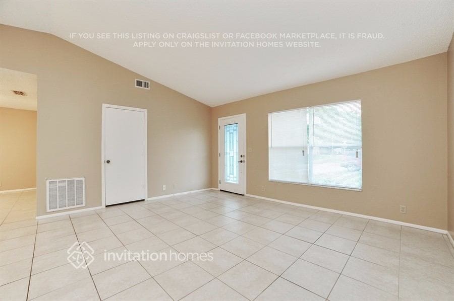 Building Photo - 4700 Cortez Way S