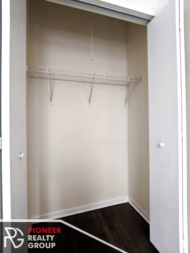 Building Photo - 2323 N Kedzie Blvd