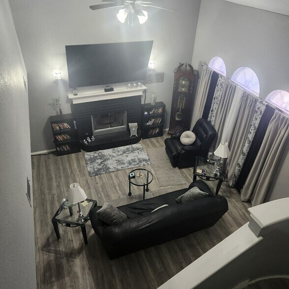 Building Photo - 1447 N Boston Ave