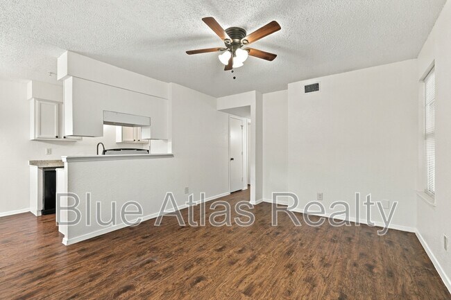 Building Photo - 5104 Herrick Ct