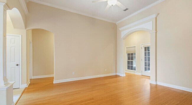 Building Photo - The Landings-Lynn Haven