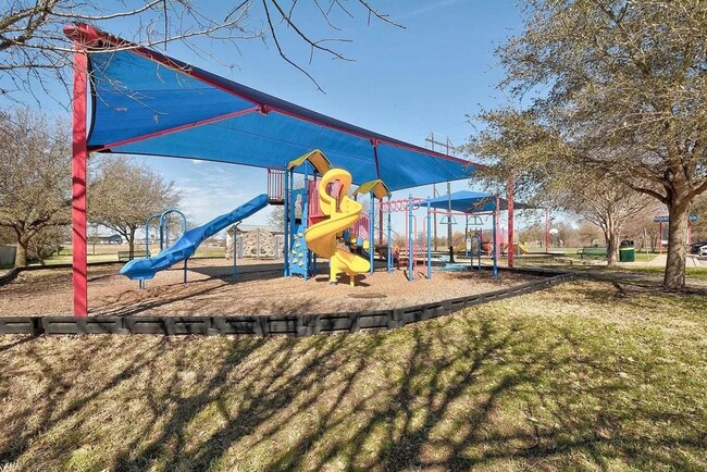 Building Photo - 1380 Stone Rim Loop